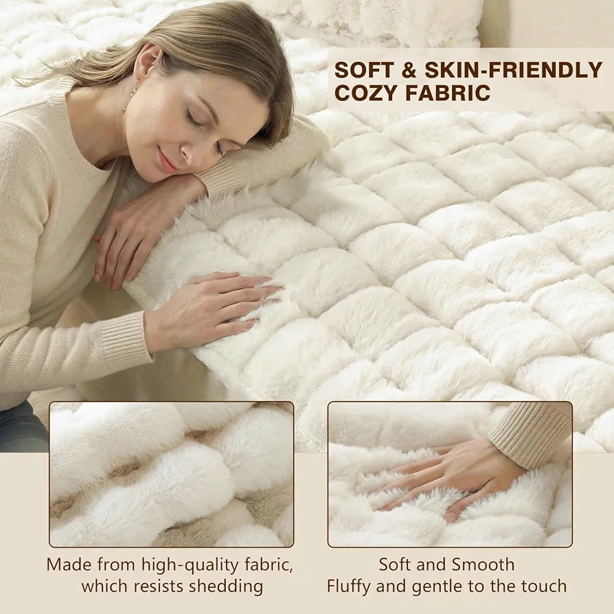 OHSIO Couch Cover for Pets Plush, Non Slip Cozy Sofa Cover Pet Friendly, Soft Thick Fuzzy Sofa Slipcovers for 3 Cushions Washable Couch Sofa Funiture Protector