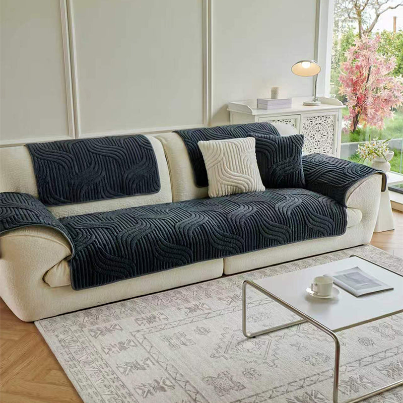 OHSIO Soft Plush Jacquard Fox-Tail Style Non-Slip Pet Sofa Cover